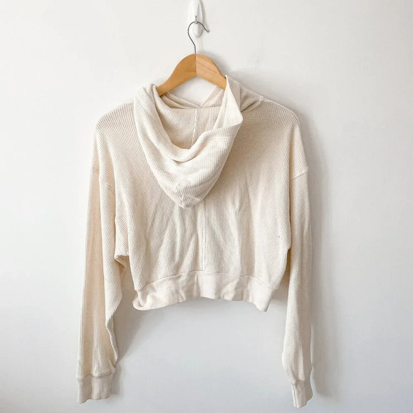 Aritzia The Group  by Babaton Thermal Hooded Longsleeve Pullover Cream Small - Picture 4 of 6